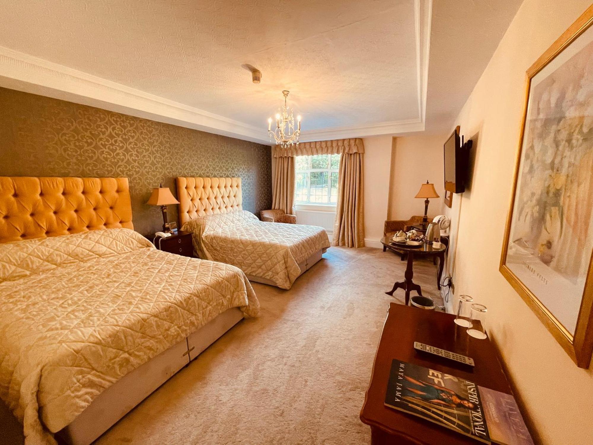 Nuthurst Grange Country House Hotel & Restaurant 솔리헐 외부 사진