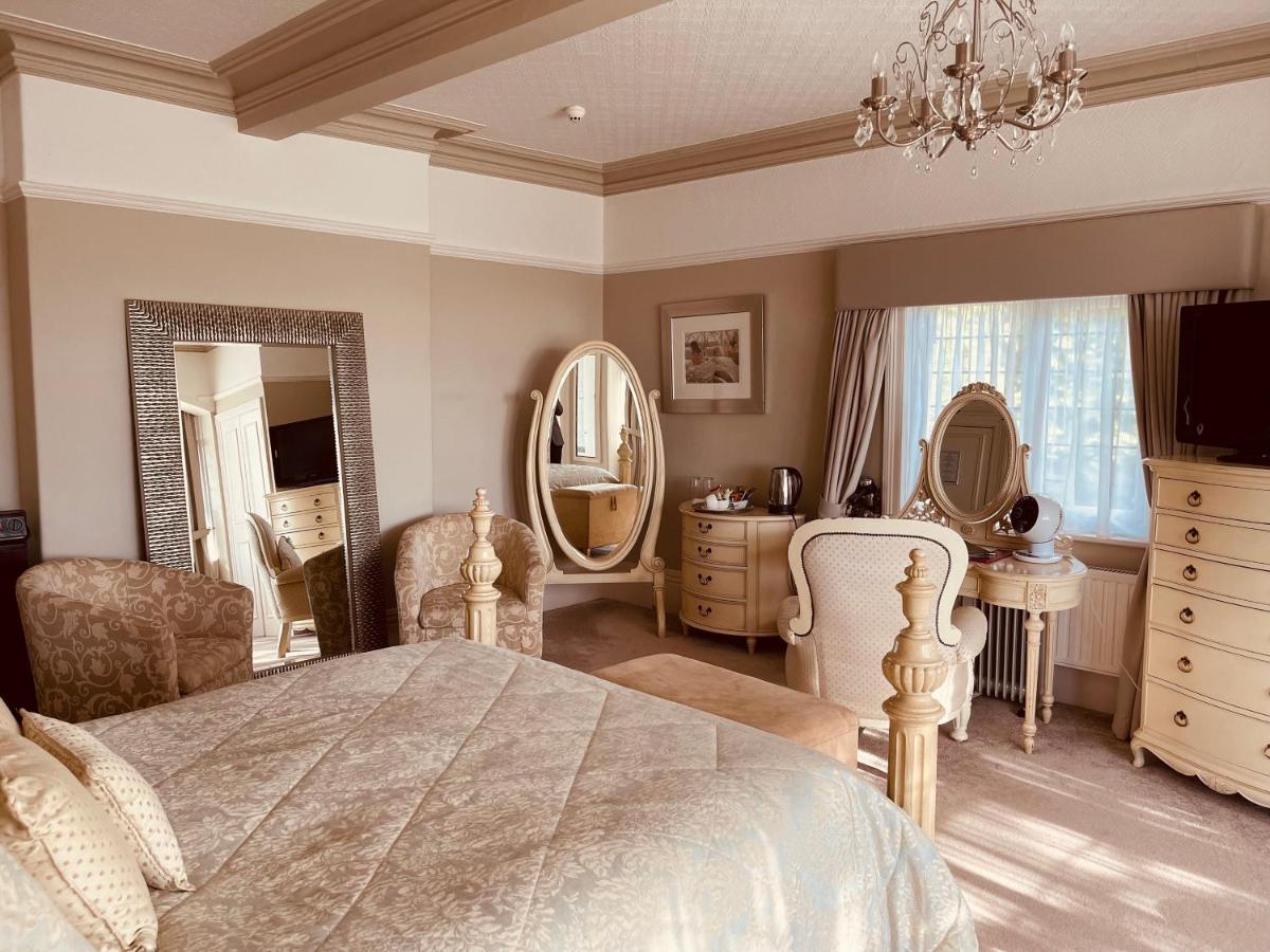Nuthurst Grange Country House Hotel & Restaurant 솔리헐 외부 사진