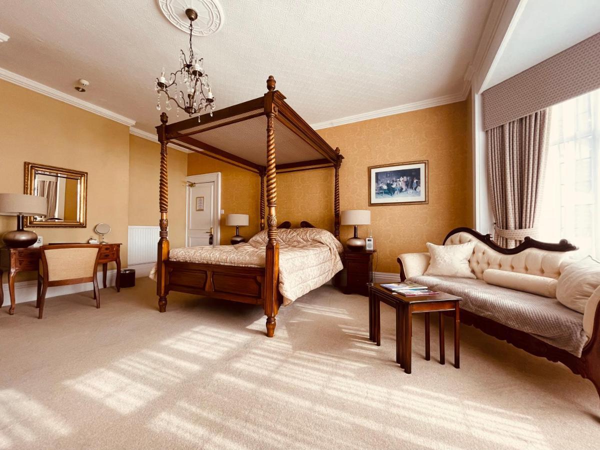 Nuthurst Grange Country House Hotel & Restaurant 솔리헐 외부 사진