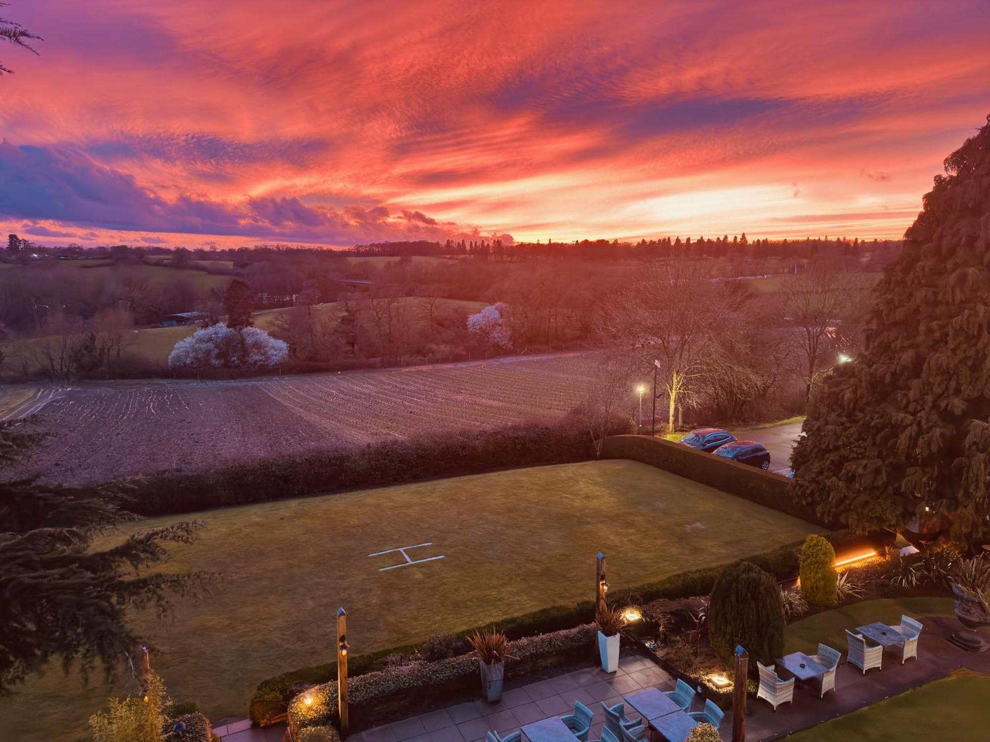 Nuthurst Grange Country House Hotel & Restaurant 솔리헐 외부 사진